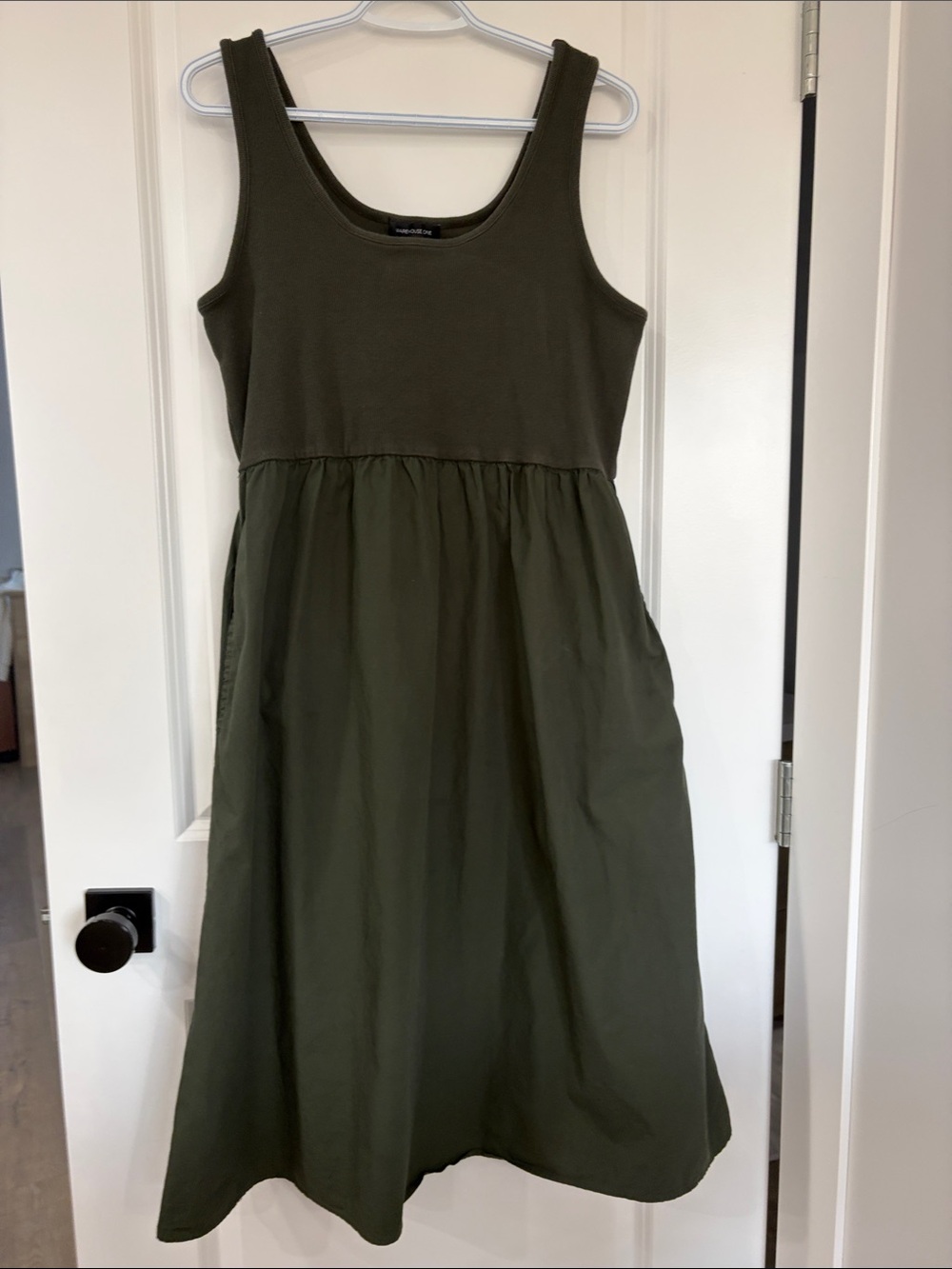 Casual Olive Green Sleeveless Midi Dress with Tank Bodice
